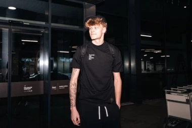 TEK ŠTO JE STIGAO U KK PARTIZAN, A VEĆ JE USLIKAN U BEOGRADU: Murinen uradio nešto što je oduševilo navijače crno-belih! (FOTO)