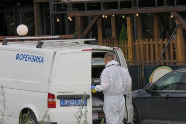 MARKOVIĆA IZREŠETAO MLADIĆ SA KIŠOBRANOM! Kocka tada ubijen na Voždovcu - OSTAO DA LEŽI NA ULAZU U PIJACU!