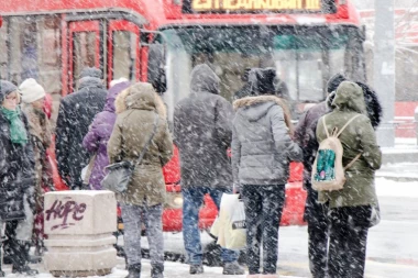 JOŠ JEDAN HLADNI FRONT JURI KA SRBIJI! Ovi predeli zemlje biće na udaru kiše i vetra, a evo gde će biti i snega!