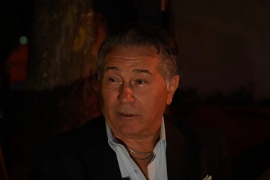 HALID PRETUKAO BIVŠU! Muslimović je udarao, pa IZBACIO iz auta, tek sad se sve saznalo!