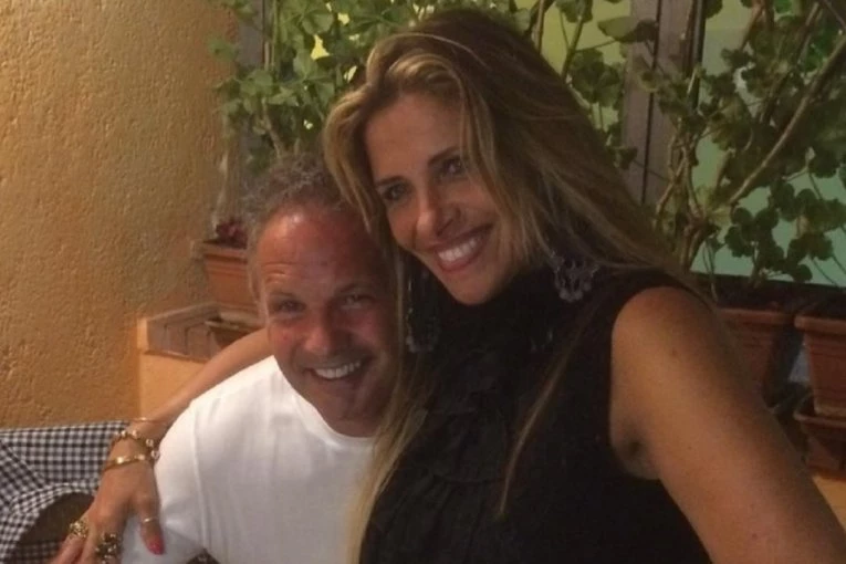 ARIJANA LUDOVALA UZ NAŠU ČUVENU PESMU: Evo kako je Mihina udovica proslavila srpsku Novu godinu! (FOTO)