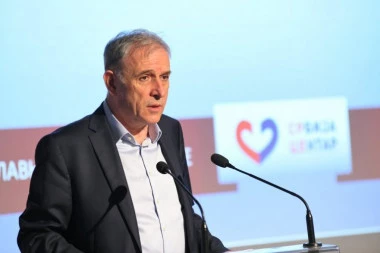 ŽESTOK OBRAČUN SA PONOŠEM! Nikolić i Terzić spustili "hrvatskog generala“: "STIDI SE G*** KADA OBRAZA NEMAŠ"