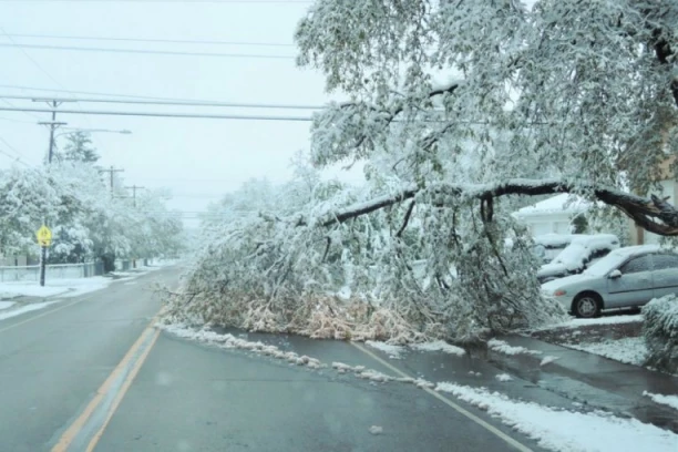 AKO MOŽETE ODLOŽITE PUT, I NE KREĆITE NIGDE! Stiglo upozorenje za vozače u Srbiji!