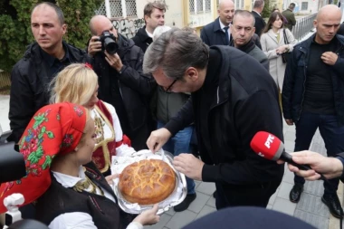 ZA 68 MINUTA BRZI VOZ STIGAO U SUBOTICU! Ovako je predsednik Vučić to komentarisao!