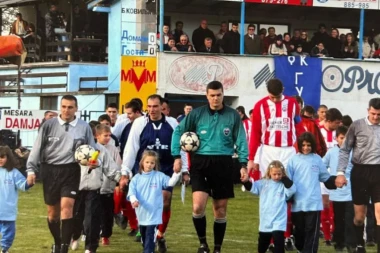 CRVENA ZVEZDA U BANJI KOVILJAČI: Žigić sa kapitenskom trakom oko ruke pred velikim brojem navijača! (FOTO-GALERIJA)