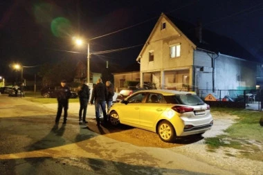 OVO JE KUĆA STRAVE U BOLJEVCIMA! U njoj je muž brutalno ubio ženu, pa pobegao! CELO SELO POD OPSADOM POLICIJE (FOTO, VIDEO)