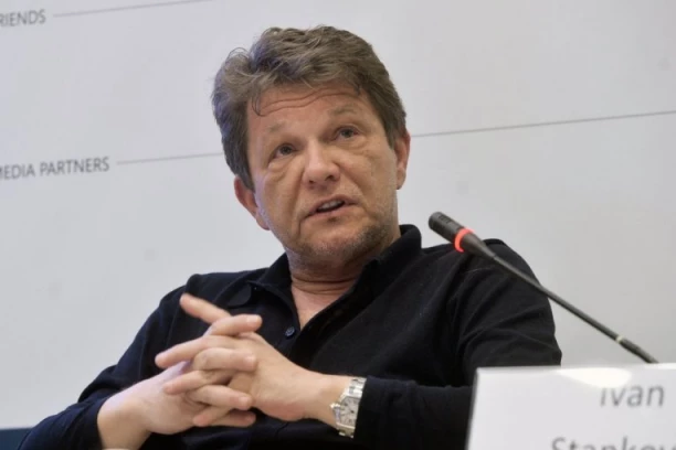 IZRAEL BRUJI O SKANDALOZNIM PORUKAMA DRAGANA BJELOGRLIĆA: Iznenadni antisemitski incidenti u prijateljskoj Srbiji! (FOTO)