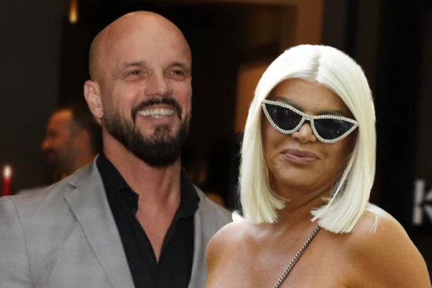 ŽESTOKO! Dara Bubamara BRUTALNO udarila po Bobanu Rajoviću!