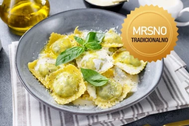 STARINSKI TAŠCI SA SIROM PONOVO OSVAJAJU TRPEZE BALKANA: Miris i ukus prošlih vremena u savremenoj kuhinji