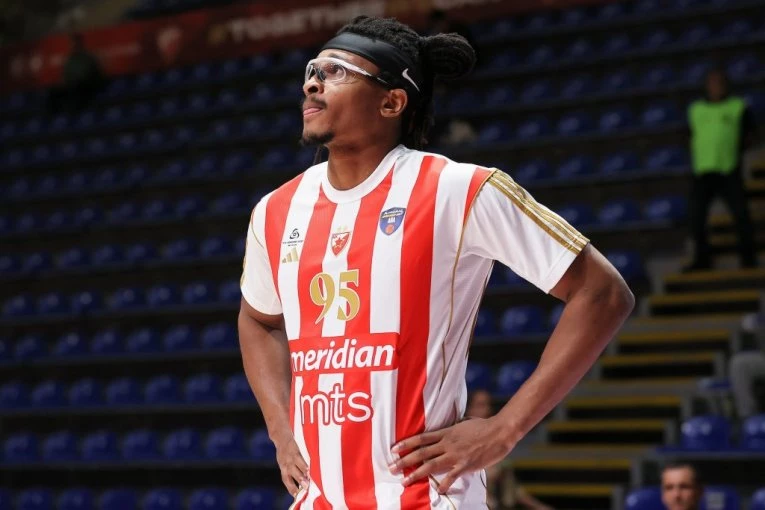 POVREDIO SE ČIMA MONEKE! Delije se hvataju za glavu!