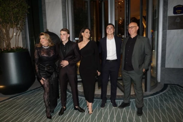 SVI BRUJE O TAŠKETOVOJ ĆERKI, a ovo je njena MAJKA! Evo kako izgleda prva supruga muža Viki Miljković! (FOTO)