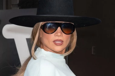 Jedan horoskopski znak se DIŽE IZ BLATA: Do 1. januara izlazi iz tame, tvrdi TURSKA ASTROLOŠKINJA