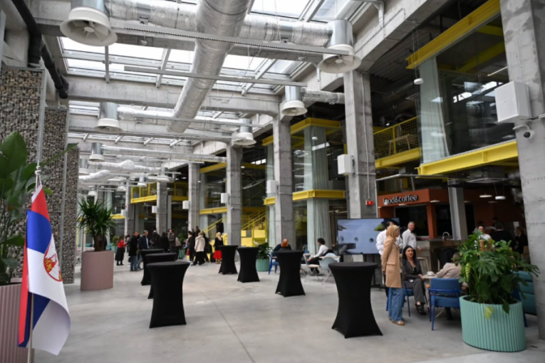 Instagram buducnostsrbijeav