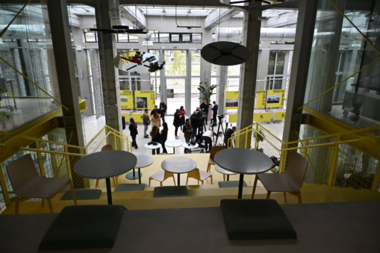 Instagram buducnostsrbijeav