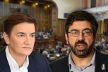 PIŠU NEMAČKOM KANCELARU, A NE SVOM NARODU! Ana Brnabić oduvala Lazovića u Skupštini! "SVAKI PUT KADA OPOZICIJI NEŠTO NIJE PO VOLJI  - ONI BEŽE, PLAČU I MOLE STRANCE! BAŠ SMO SE UPLAŠILI!“