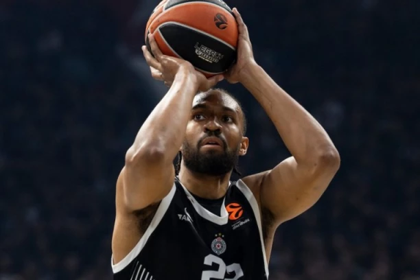 ŠTA TO PRIČAŠ, DŽABARI?! Parker odgovorio Ostoji - bićete u šoku posle ovih reči američkog košarkaša!