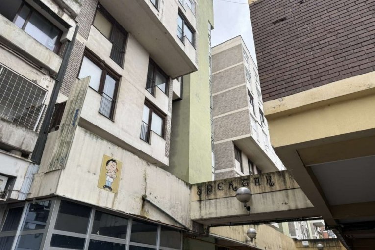 Zgrada u kojoj je živeo Halid Bešlić