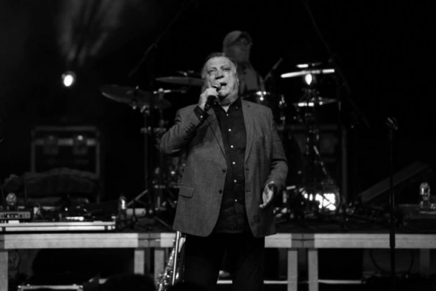 NJIHOVO PRIJATELJSTVO JE BILO SIMBOL SARAJEVSKE DUŠE! Halid Bešlić je bio nerazdvojan sa glumcem iz popularne serije!