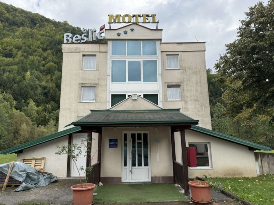 BITNO JE DA IDE KIRIJA": Posetili smo hotel i pumpu Halida Bešlića, zbog  kojih je morao da DIGNE KREDIT! Evo u kakvom su stanju! (VIDEO)