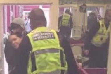 BIVŠI LJUBAVNICI NAPRAVILI KARAMBOL, OBEZBEĐENJE SPREČILO FIZIČKU ESKALACIJU! Isplivao snimak brutalnih scena, ČEKA SE ZVANIČNA ODLUKA! (GALERIJA)