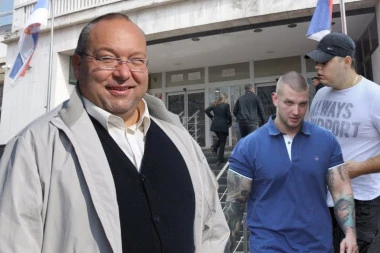 BELIVUKOV PROFA OTKRIO NA SUDU KOLIKO JE PARTIZAN DAVAO NOVCA NAVIJAČIMA! Bivši funkcioner fudbalskog kluba na suđenju klanu priznao da poznaje Miljkovića, Veljka i njegovu ženu!