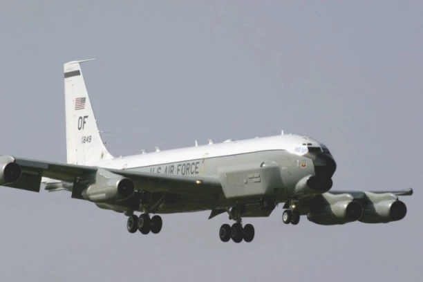 OPASNA IGRA IZNAD BALTIKA: Tramp poslao špijunski avion u misiju kod Rusije!