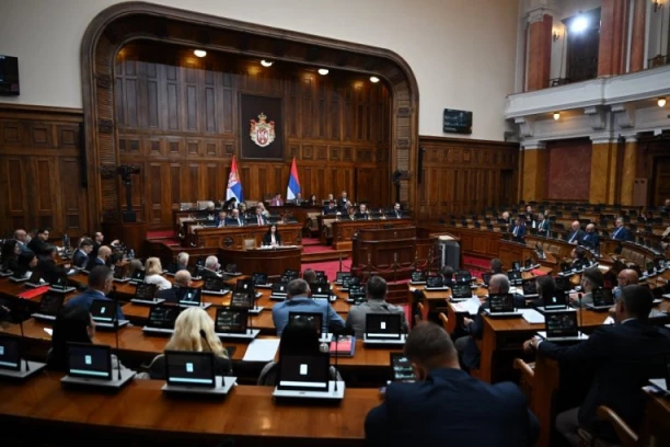 SUTRA KLJUČNA RASPRAVA U SKUPŠTINI! Poslanici odlučuju o LISTI za REM - pada odluka ko ulazi u Savet!