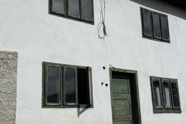 Rodna kuća Halida Bešlića