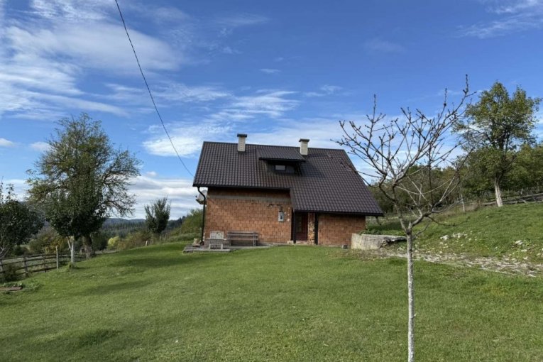 Nedovršena kuća Halida Bešlića