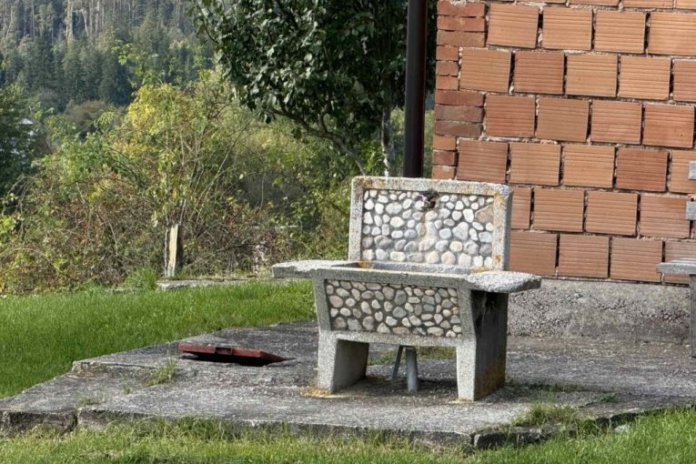 Nedovršena kuća Halida Bešlića