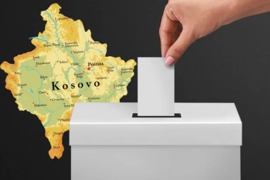 DA SAČUVAMO MANASTIRE, ĆIRILICU I NAŠU DECU! Sa predizbornog skupa u Gračanici upućen poziv na jedinstvo i podršku srpskom narodu na Kosovu i Metohiji