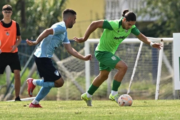 STRAHINJA ADAMOVIĆ U SJAJNOJ FORMI: Četiri gola u jednoj nedelji!