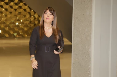 NEKIM GAZDAMA MEDIJA PORASLI APETITI! Suzana Vasiljević na panelu Juronjuza: Političari i mediji moraju da budu partneri jer rade u interesu javnosti