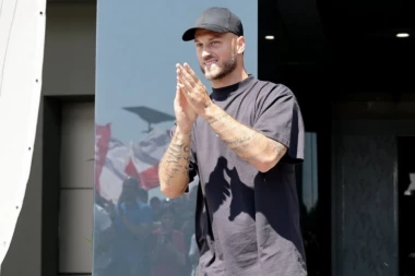 UŽASNE VESTI! ZVEZDA SE HITNO OGLASILA: Poznat stepen povrede Marka Arnautovića!