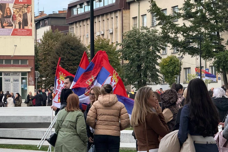 VIŠE OD 10.000 SRBA NA UDARU! Novi tzv. zakoni Prištine o strancima i vozilima su nastavak proterivanja srpskog naroda sa KiM!