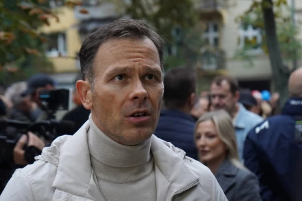 SINIŠA MALI U ZEMUNU! Ministar pozvao Srbe s Kosova da podrže Srpsku listu! (FOTO, VIDEO)