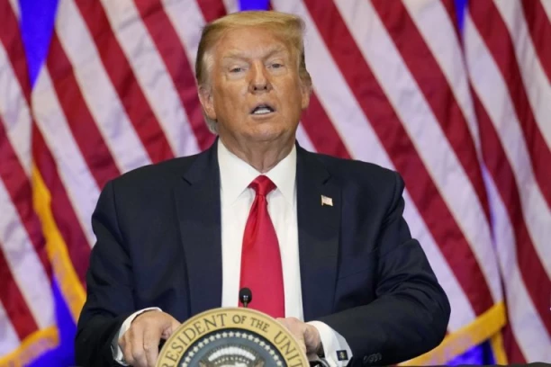 TRAMP NA KORAK DO POBEDE NA "DOMAĆEM TERENU"! Senat se sprema da POKLEKNE PRED NJIM