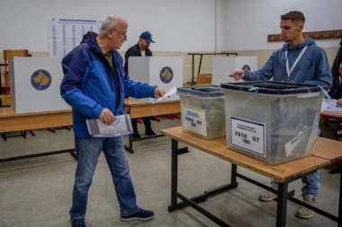 SKANDAL U PRIŠTINI! Haranga na Srbe se NE SMIRUJE! CIK po treći put BLOKIRAO Srpsku listu!