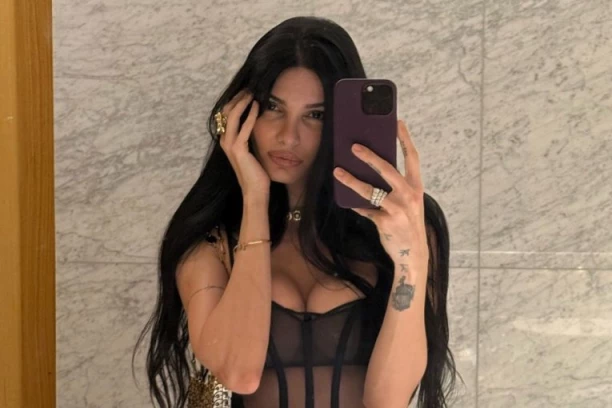 NAŠA MANEKENKA ČETIRI PUTA VADILA SILIKONE! Ovo ju je skupo koštalo!