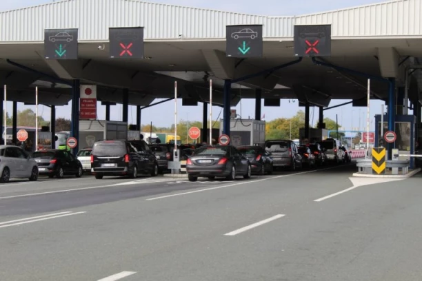 OVAJ DATUM DOBRO UPAMTITE! Evo kada kreće RIGOROZNA kontrola putnika koji dolaze iz zone van EU!