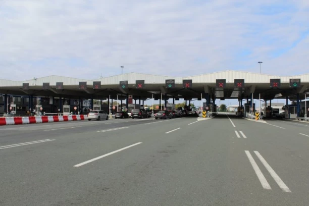 IZNENAĐENJE NA PUTEVIMA SRBIJE: Ovo ni stranci nisu očekivali! Domaći vozači se osvrću oko sebe u NEVERICI