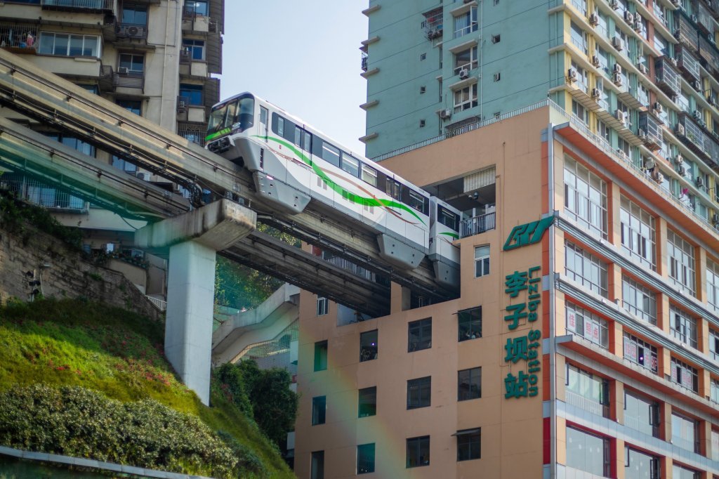 Shutterstock/19 STUDIO