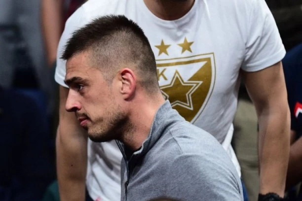 VUJADIN SAVIĆ SE UDARAO U GLAVU NA SASLUŠANJU! Evo šta je rekao pred tužiocem!