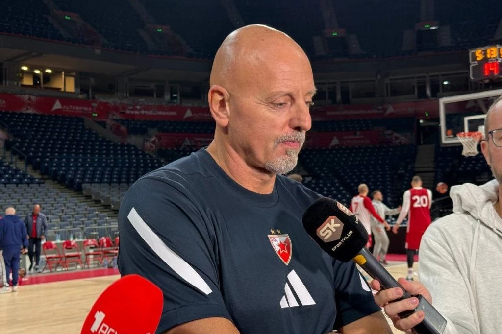 OBRADOVIĆ UTUČEN POSLE PORAZA: Mnogo je uticao izostanak Monekea!