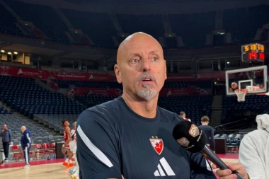 NE SEDI SKRŠTENIH RUKU: Nova lica na Malom Kalemegdanu - Saša Obradović doveo triling!