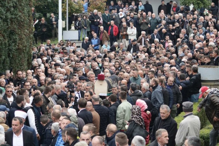 Sahrana Halida Bešlića
