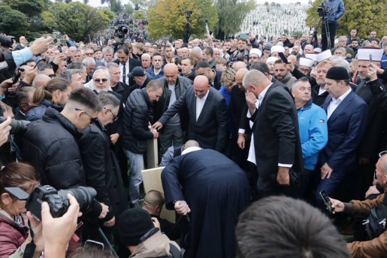 Halid Bešlić sahrana