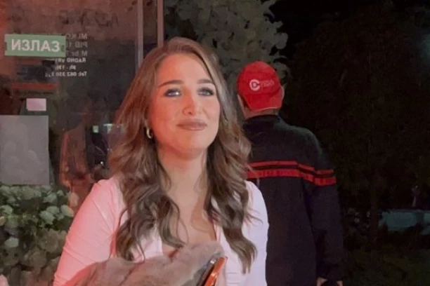 OVO JE ZA MOJU DUŠU! Milica Jokić u nikad dubljem dekolteu, progovorila o odnosu sa bivšim dečkom Lukom!