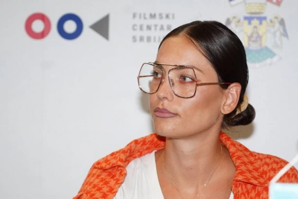 NAJNOVIJA ODLUKA MIRKE VASILJEVIĆ IZAZVALA OPŠTU POMETNJU! Fotografija ugledala svetlost dana, fanovi u transu!