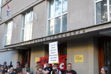 MINISTARTVO NUDI REŠENJE ZA PETU GIMNAZIJU! U ove dve škole biće privremeno izmešteni đaci!